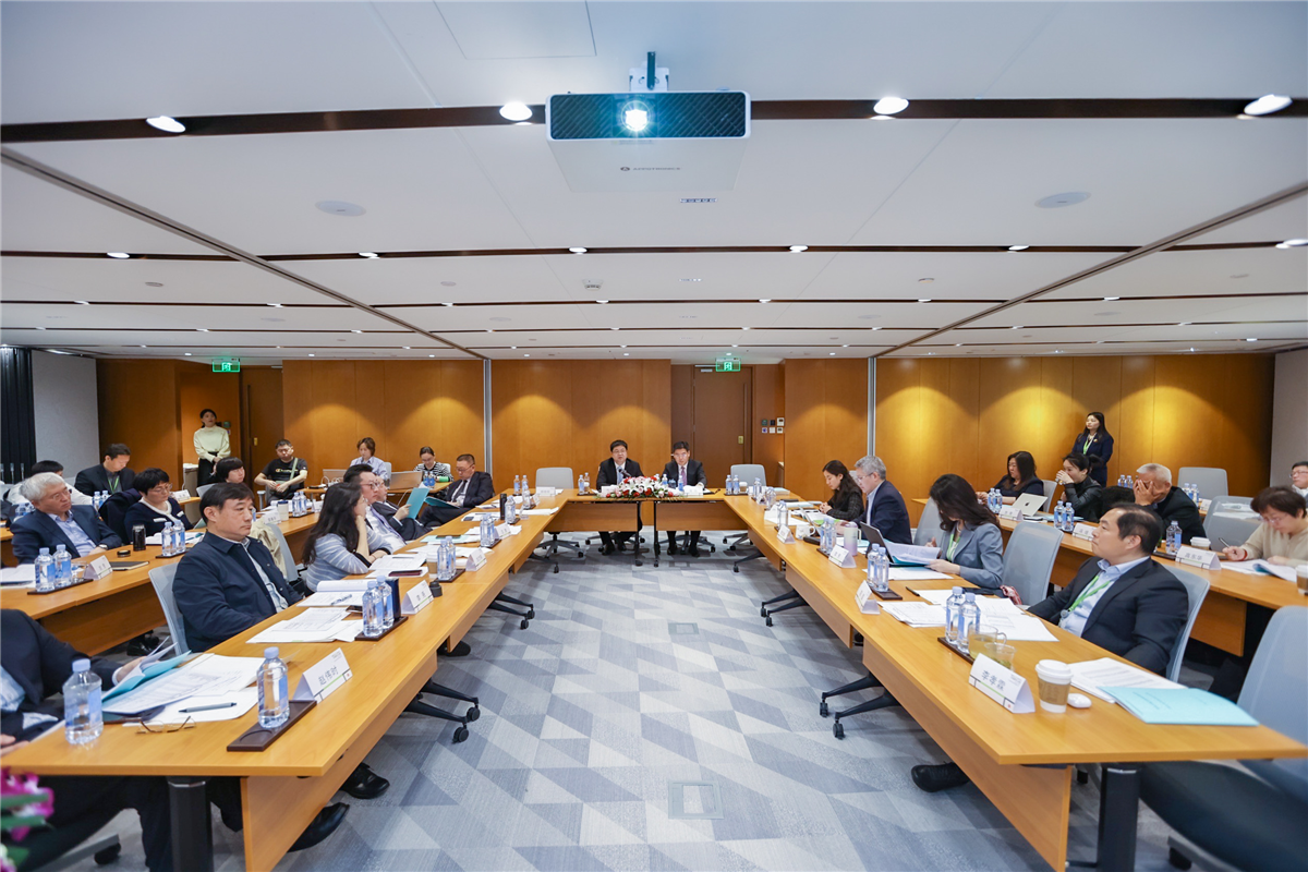 会议合影.jpg 会议合影.jpg