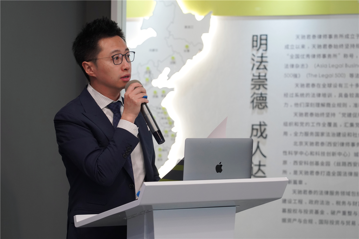 杨帆.jpg