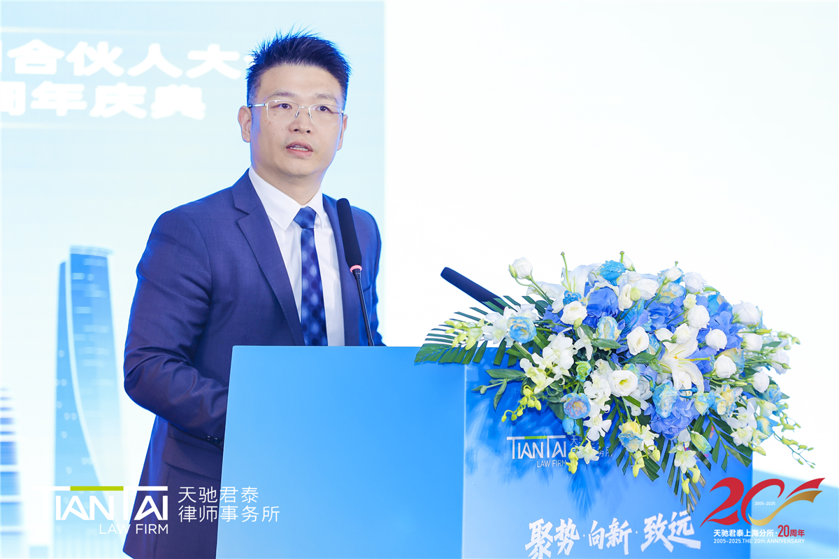 赵亮波2.jpg