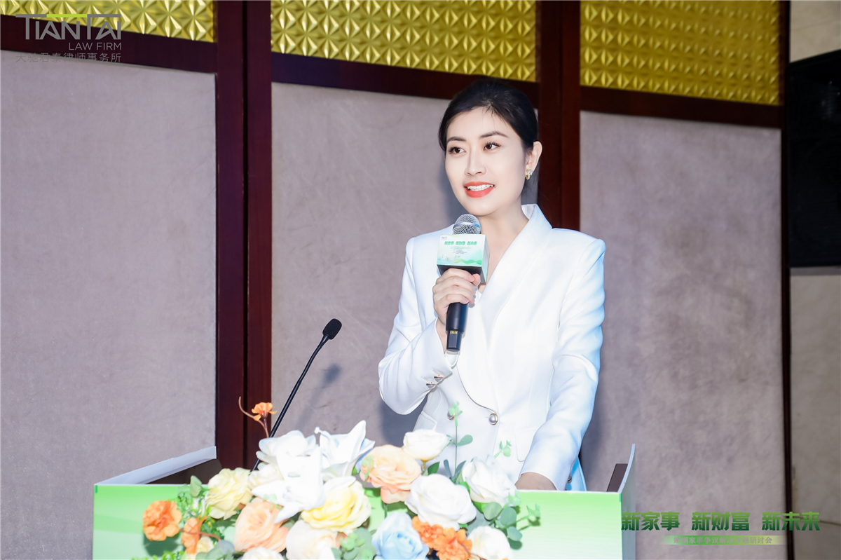 毕晓君1.jpg 毕晓君1.jpg