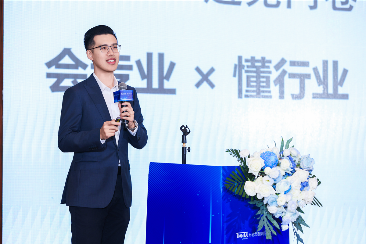 黄LLLL1185.jpg 黄LLLL1185.jpg