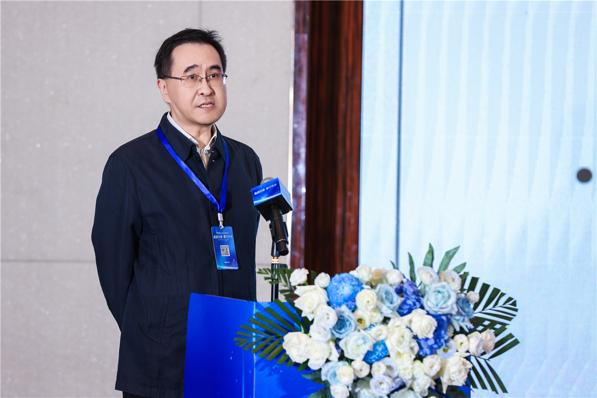 黄成LLLL1306.jpg 黄成LLLL1306.jpg