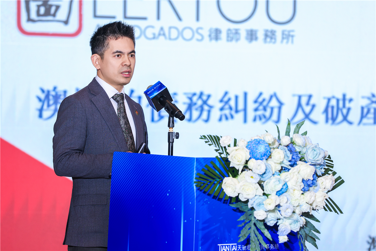 曾新LLLL1356.jpg 曾新LLLL1356.jpg